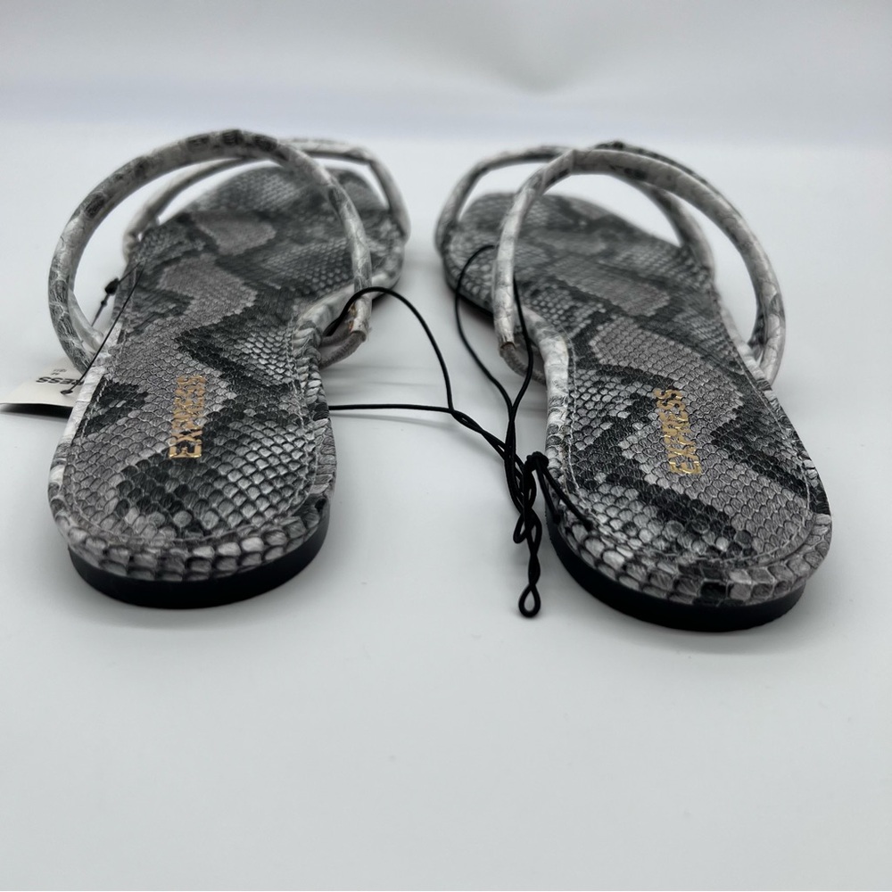 Express Women's Vegan Leather Black and Gray Snake Pattern Sandals-Size 9 - Picture 6 of 12